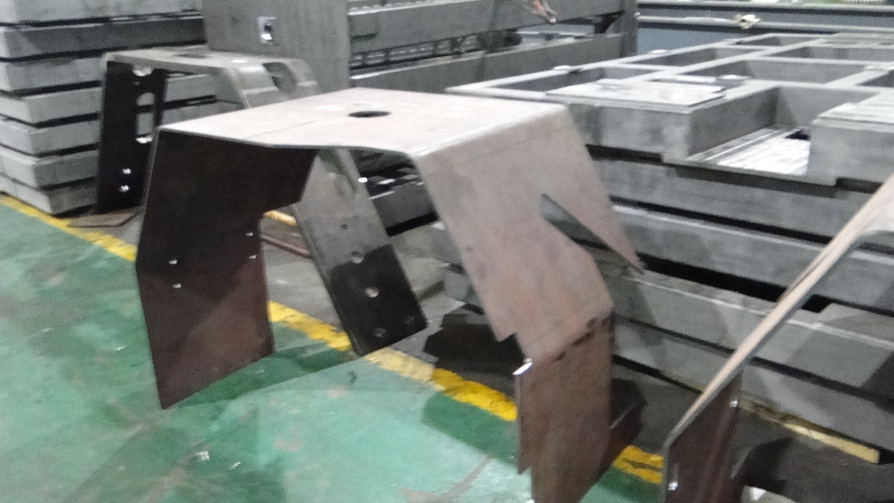 Welded structural parts of mining machiner