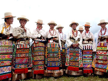 安多藏族服飾