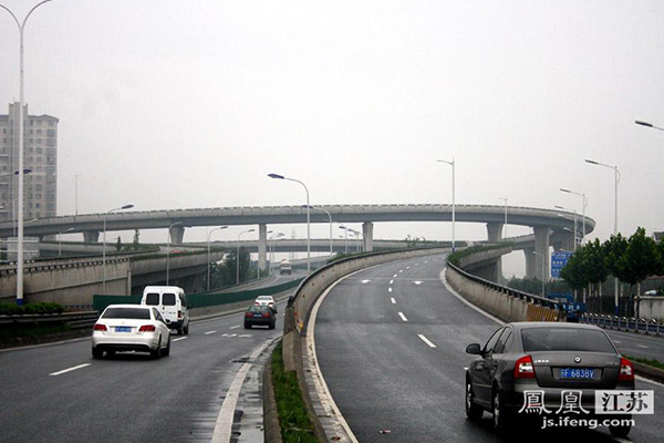 江蘇省南通市錫通高速銜接段高架路（現澆）
